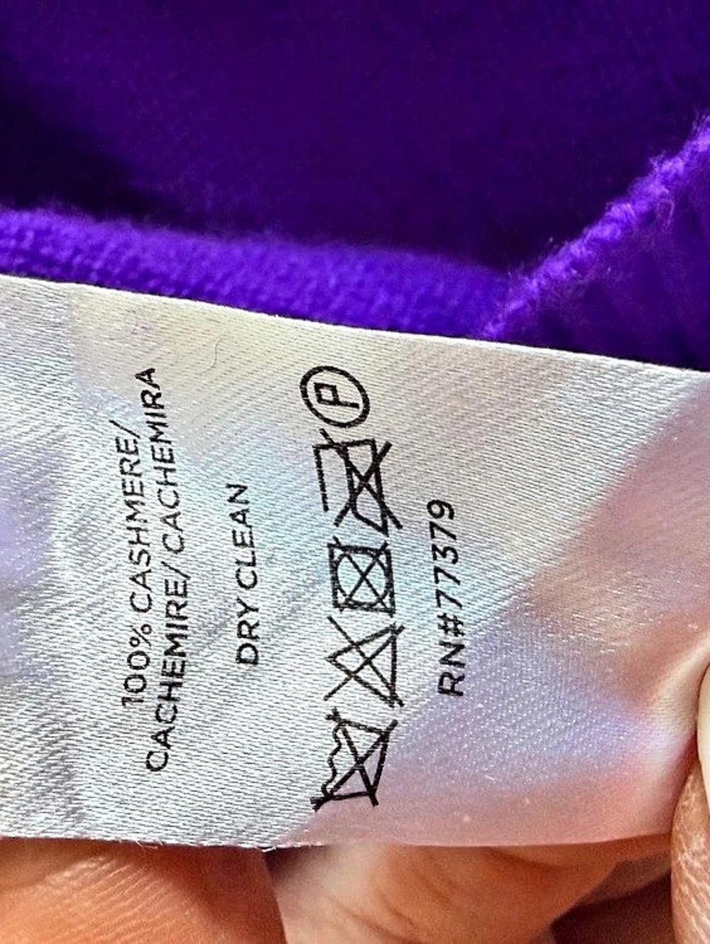 NWOT Ann Taylor 100% Cashmere Turtleneck Sweater Royal Purple SizeM
Quiet Luxury - Picture 10 of 14